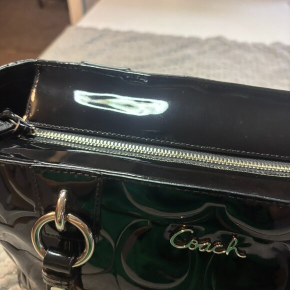 Coach F17728 Patent Leather Gallery Tote Black Embossed Signature Shoulder Bag - Picture 8 of 10